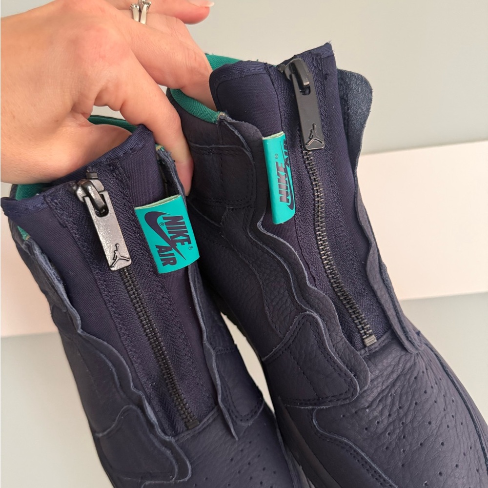 NWOB Air Jordan 1 High Zip Hornets Sneakers - Picture 7 of 8